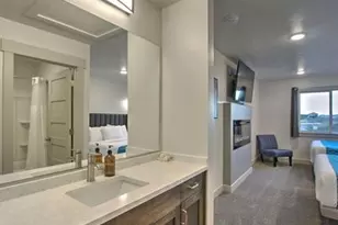 140 W 150 S, Garden City, UT 84028 - Photo 9