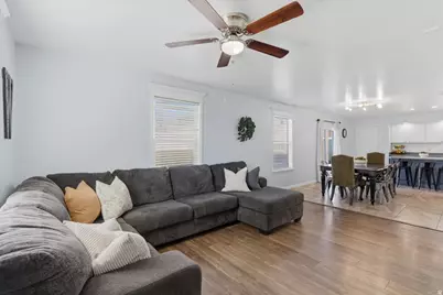 427 W Cinnamon Cir, Saratoga Springs, UT 84045 - Photo 9