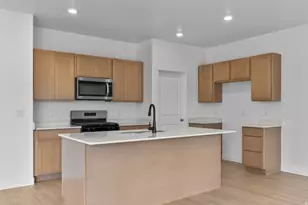 324 E Sadie Ct, Heber City, UT 84032 - Photo 9