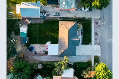 45 N Center St, Hyrum, UT 84319 - Photo 25