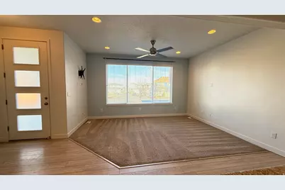 1002 W Cyan Valley Way S, Bluffdale, UT 84065 - Photo 3