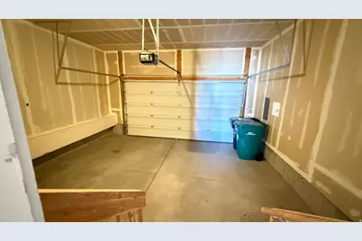 1002 W Cyan Valley Way S, Bluffdale, UT 84065 - Photo 9