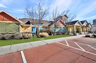 864 N Farmington Xing W, Farmington, UT 84025 - Photo 33