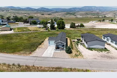 583 S Aspen Dr, Garden City, UT 84028 - Photo 25