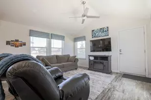 583 S Aspen Dr, Garden City, UT 84028 - Photo 3