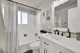 10517 S Larkspur Dr, Sandy, UT 84094 - Photo 11