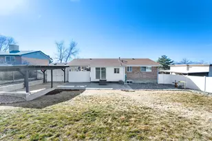 10517 S Larkspur Dr, Sandy, UT 84094 - Photo 17