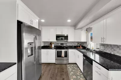 10517 S Larkspur Dr, Sandy, UT 84094 - Photo 7