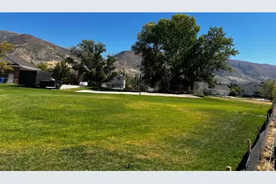 1181 N Set Ct #2, Farmington, UT 84025 - Photo 3