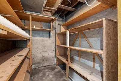 377 N 200 W, Salt Lake City, UT 84103 - Photo 25