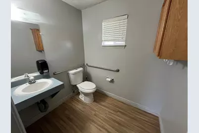 887 W Center St, Orem, UT 84057 - Photo 5