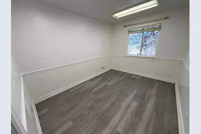 887 W Center St, Orem, UT 84057 - Photo 7