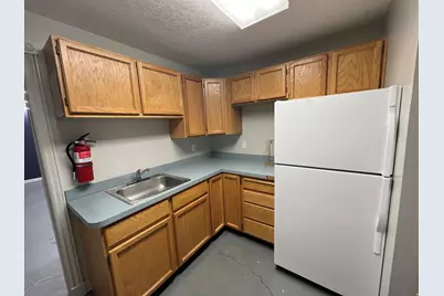 887 W Center St, Orem, UT 84057 - Photo 5