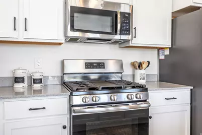 1018 W 40 S, Spanish Fork, UT 84660 - Photo 7