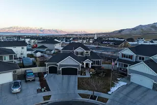 7170 N Honey Field Way W, Eagle Mountain, UT 84005 - Photo 27