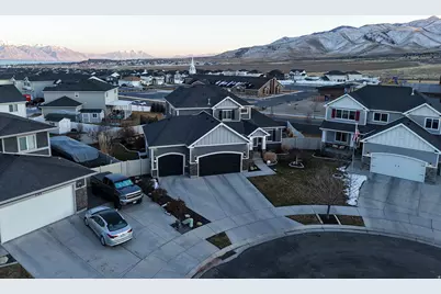 7170 N Honey Field Way W, Eagle Mountain, UT 84005 - Photo 29