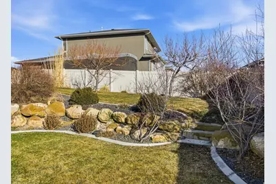 7170 N Honey Field Way W, Eagle Mountain, UT 84005 - Photo 23