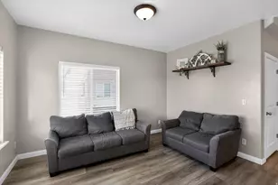 2016 E Cedar Trails Wy, Eagle Mountain, UT 84005 - Photo 11