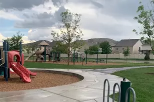 2016 E Cedar Trails Wy, Eagle Mountain, UT 84005 - Photo 41