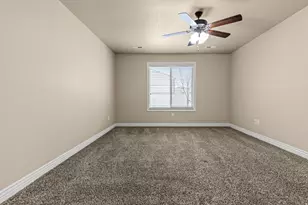 524 Hyde Park Ln, Kaysville, UT 84037 - Photo 15