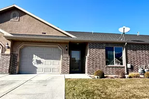 524 Hyde Park Ln, Kaysville, UT 84037 - Photo 1