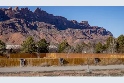 4690 Luna Cir #9, Moab, UT 84532 - Photo 19