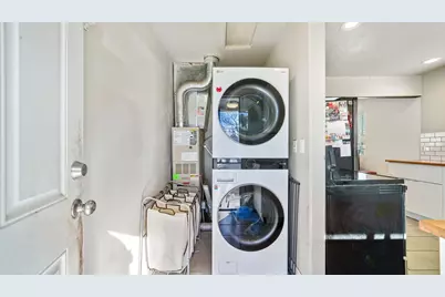 34 E 1600 S, Orem, UT 84058 - Photo 15