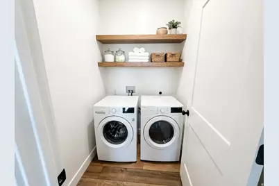 520 W 2000 S, Vernal, UT 84078 - Photo 9