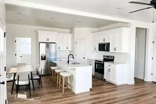 520 W 2000 S, Vernal, UT 84078 - Photo 5