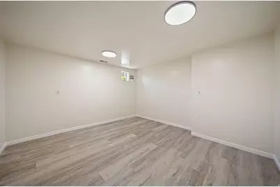 1920 E 7130 S, Cottonwood Heights, UT 84121 - Photo 23