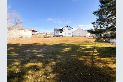 247 W 1925 N, Layton, UT 84041 - Photo 15