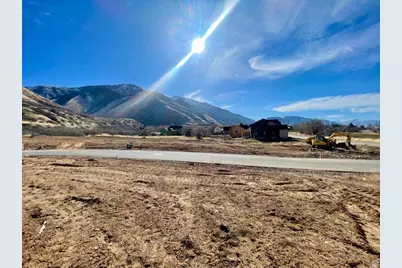 2057 E Maple Hills Ln, Mapleton, UT 84664 - Photo 1