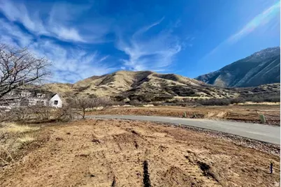 2057 E Maple Hills Ln, Mapleton, UT 84664 - Photo 3