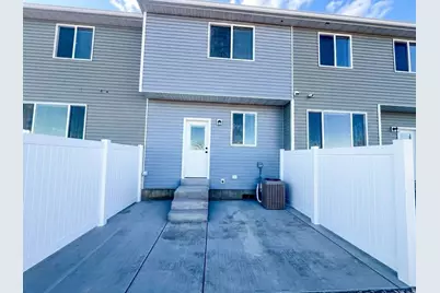 522 W 2000 S, Vernal, UT 84078 - Photo 3