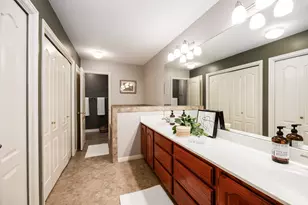 1598 W Cornerstone Dr S, South Jordan, UT 84095 - Photo 5