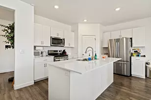 242 N Mandalyn Way E, Saratoga Springs, UT 84045 - Photo 5