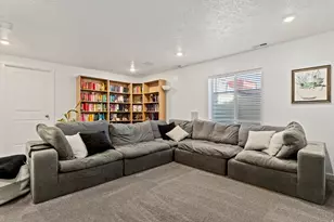 242 N Mandalyn Way E, Saratoga Springs, UT 84045 - Photo 19