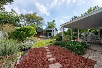 3038 E 2965 S, Salt Lake City, UT 84109 - Photo 33