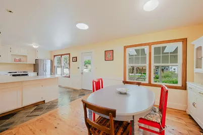 3038 E 2965 S, Salt Lake City, UT 84109 - Photo 11