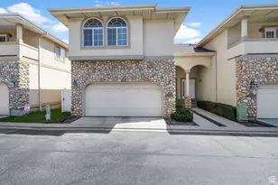 7819 S Spruce Tree Ln, Sandy, UT 84094 - Photo 33