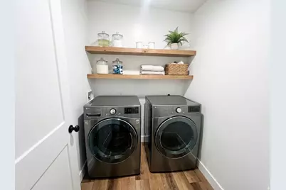 524 W 2000 S, Vernal, UT 84078 - Photo 7