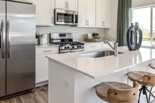 2035 E Porcupine Dr S, Eagle Mountain, UT 84005 - Photo 5