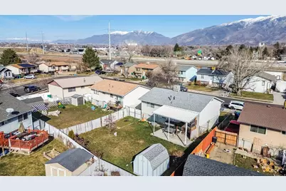 948 S 250 E, Layton, UT 84041 - Photo 37