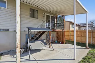 948 S 250 E, Layton, UT 84041 - Photo 27