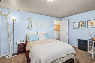 948 S 250 E, Layton, UT 84041 - Photo 17