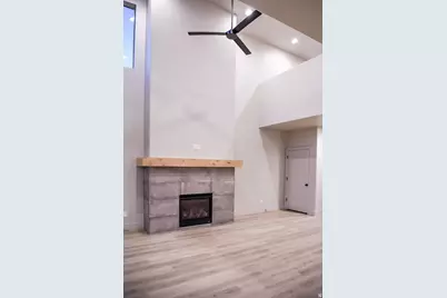 961 W 1910 S, Syracuse, UT 84075 - Photo 9