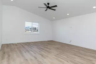 242 N 300 W, Preston, ID 83263 - Photo 9