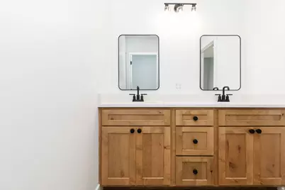 242 N 300 W, Preston, ID 83263 - Photo 15