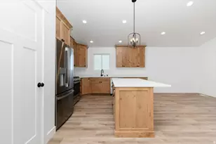 242 N 300 W, Preston, ID 83263 - Photo 5