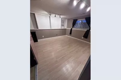 1876 W 2400 S, Syracuse, UT 84075 - Photo 21